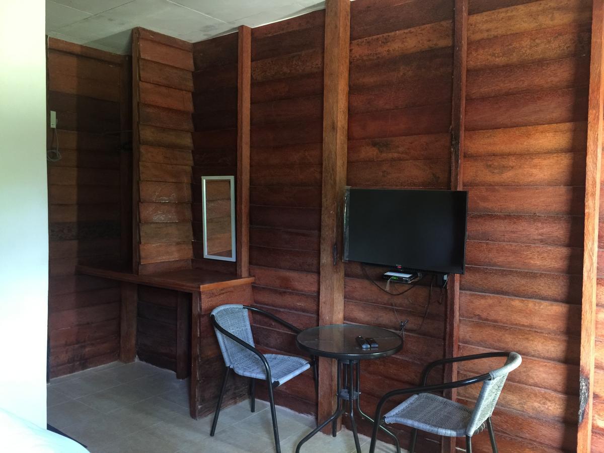 Terreza'S Place Dauis Ngoại thất bức ảnh